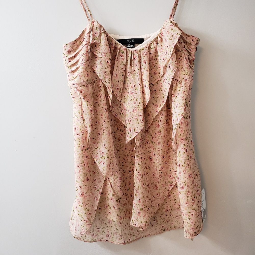 Floral tank with layers